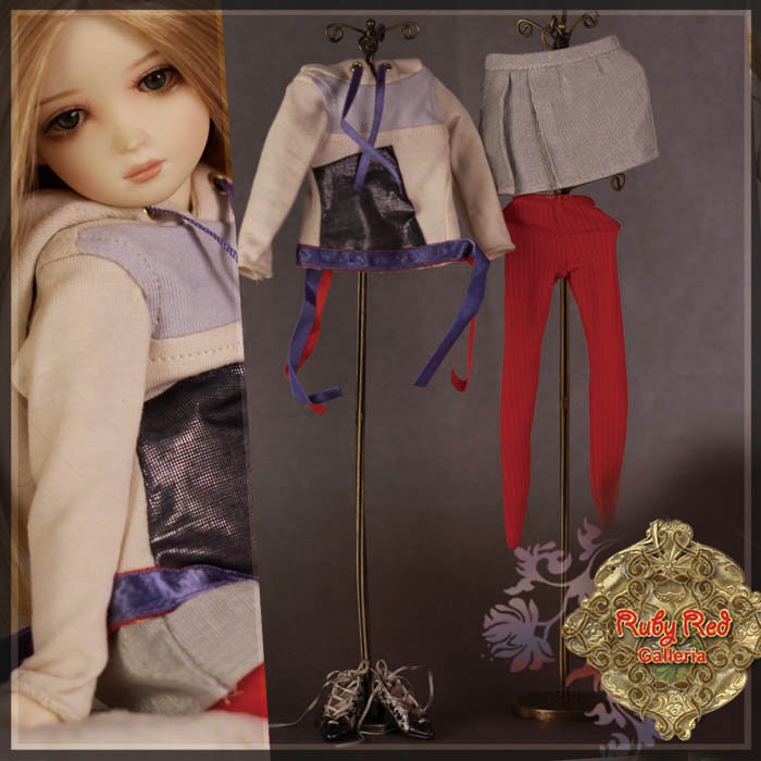 Happy Holiday (no wig) - Cloth Set (WC0052B)