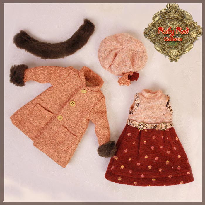 Rosy in the Snow (no wig) - Cloth Set (WC0029B)