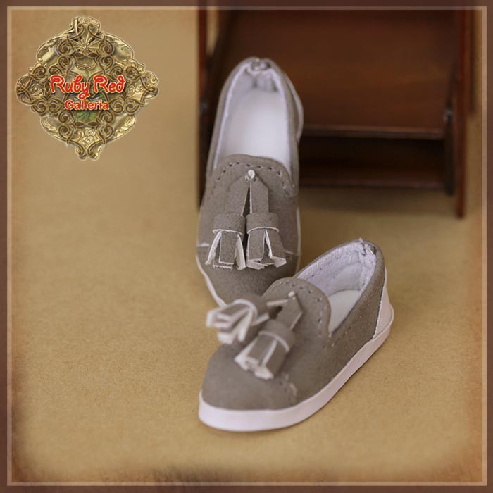 Grey Plimsoll Shoes for 12" Dolls (WH0069A)