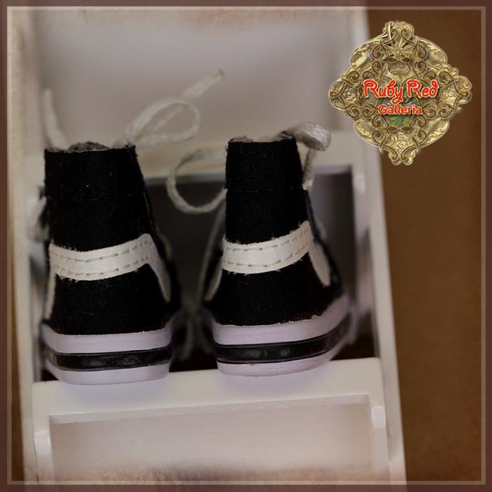 Navy High-top Sneakers for 12” Dolls (WH0075A)