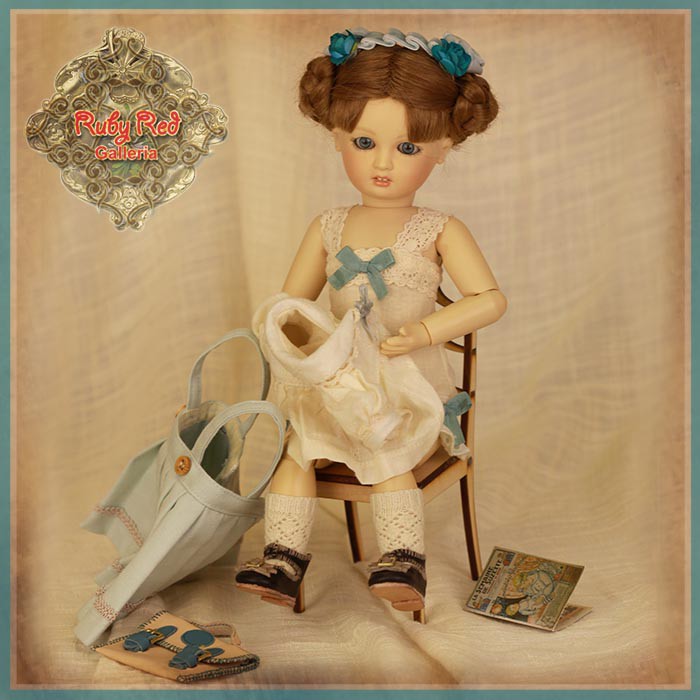 Charmette, Love to Read (EA0013A)