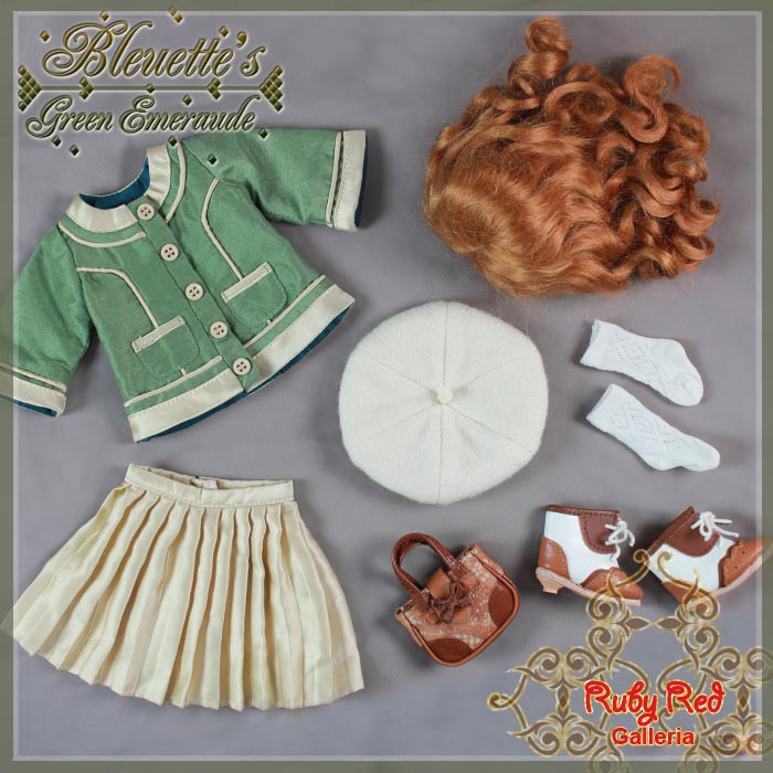 Green Emerald Outfit & Wig Bleuette Doll (EC0027A)