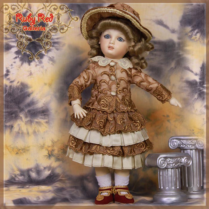 Ambre Gold Outfit & Wig for 11.5" Bleuette Doll (EC0029A)