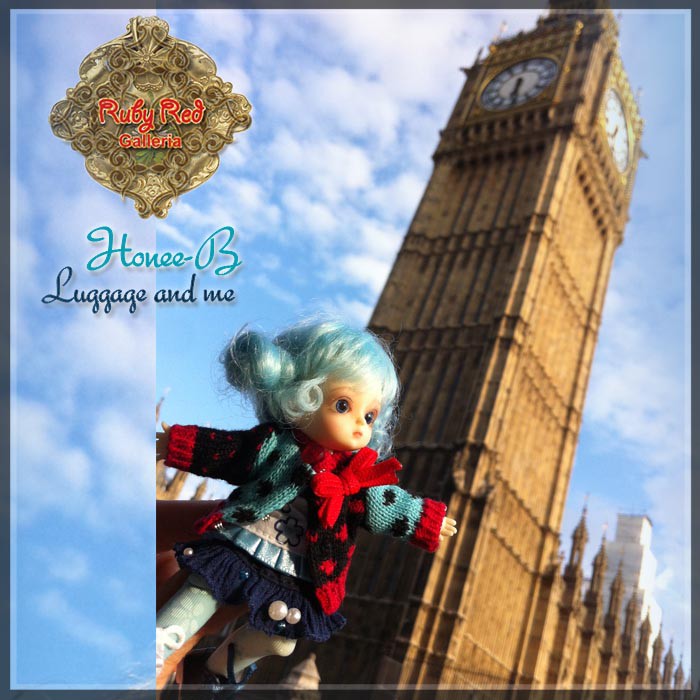 4.5'' Honee-B, Luggage and Me (CA0013A)