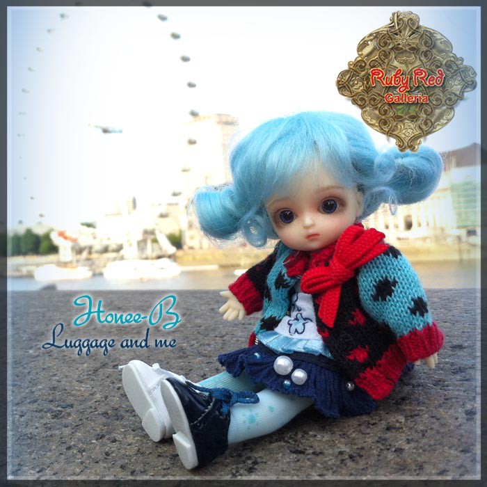 4.5'' Honee-B, Luggage and Me (CA0013A)