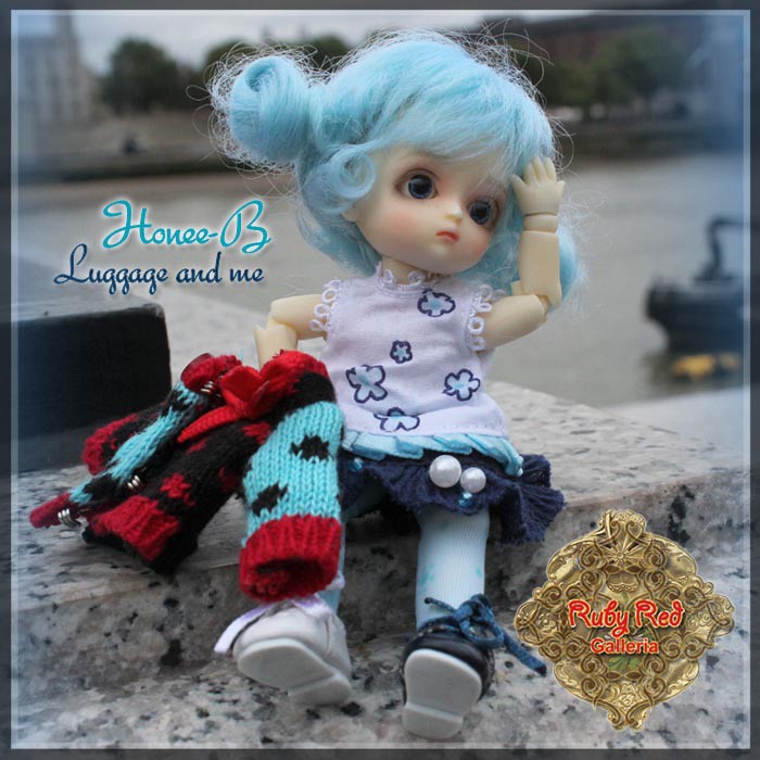 4.5'' Honee-B, Luggage and Me (CA0013A)