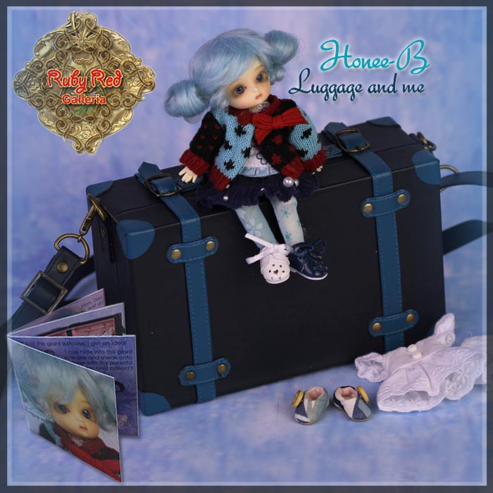 4.5'' Honee-B, Luggage and Me (CA0013A)