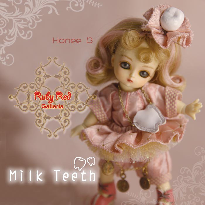 4.5'' Honee-B, Milk Teeth (CA0010A)
