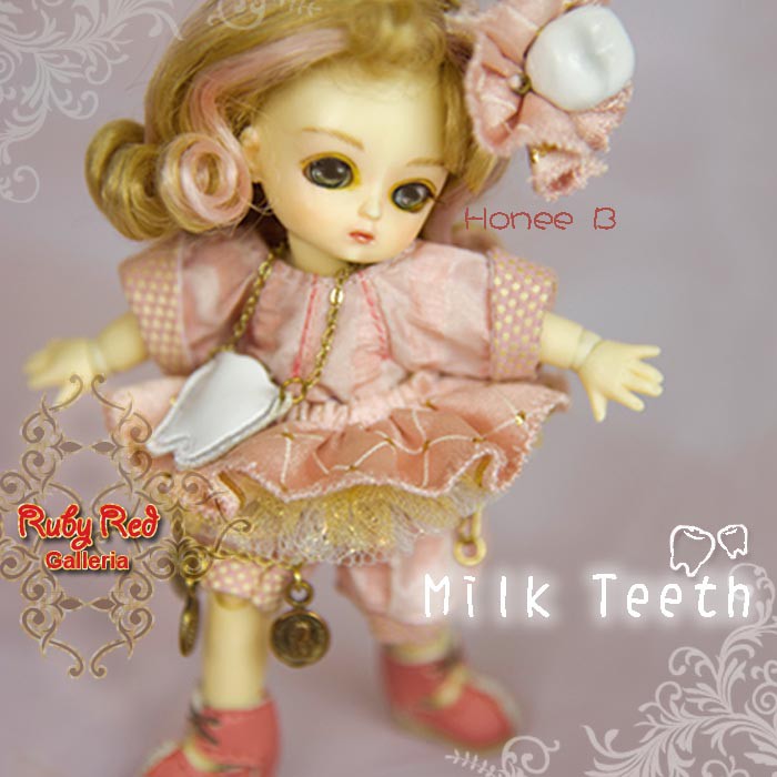 4.5'' Honee-B, Milk Teeth (CA0010A)