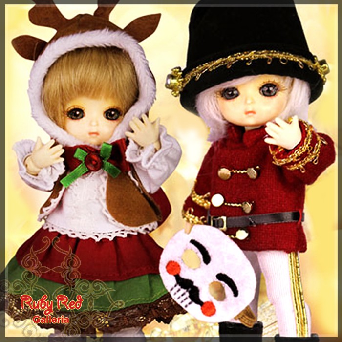 4.5'' Season's Reindeer (no wig) - Cloth Set (CC0012B)
