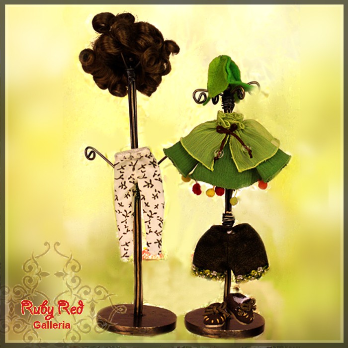 4.5'' Foster (with wig) - Cloth Set (CC0009A)