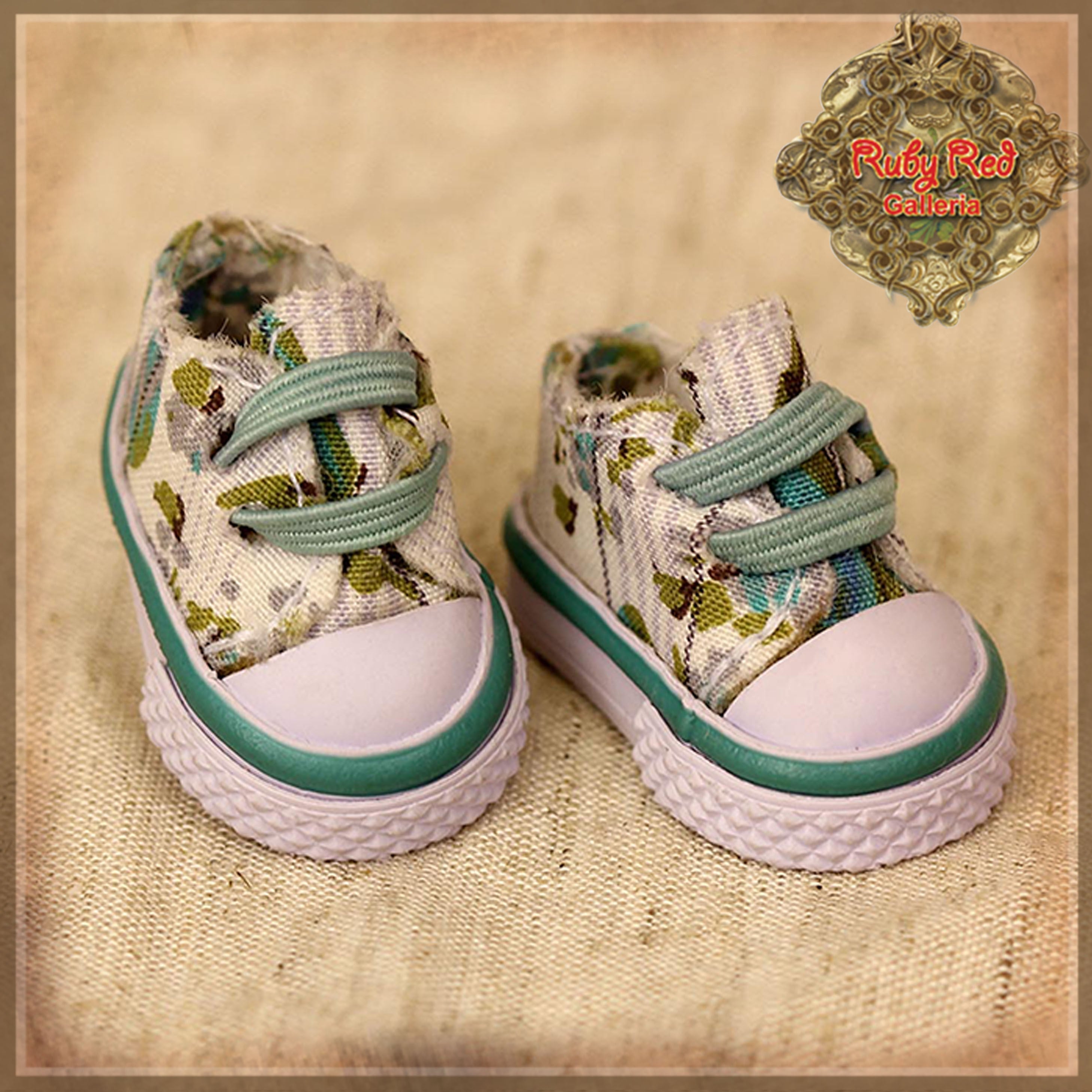 Green Floral Print Canvas Shoes for 8" Dolls (HH0013A)