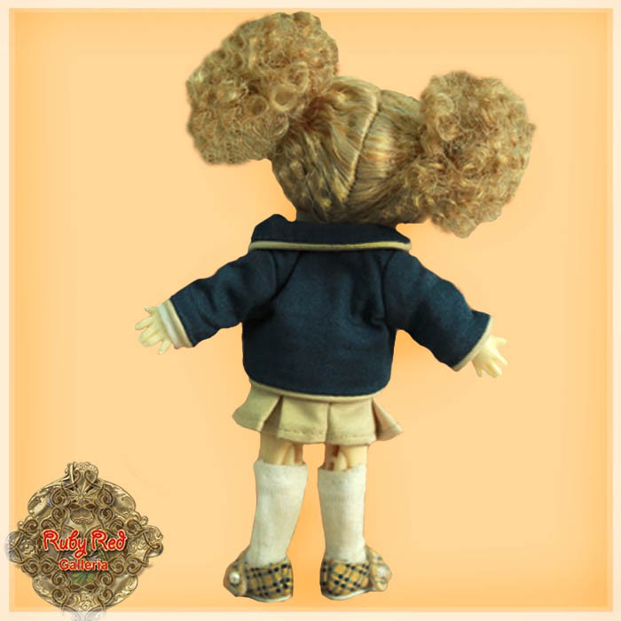 4.5'' Sing the School Song (no wig) - Cloth Set (CC0006B)