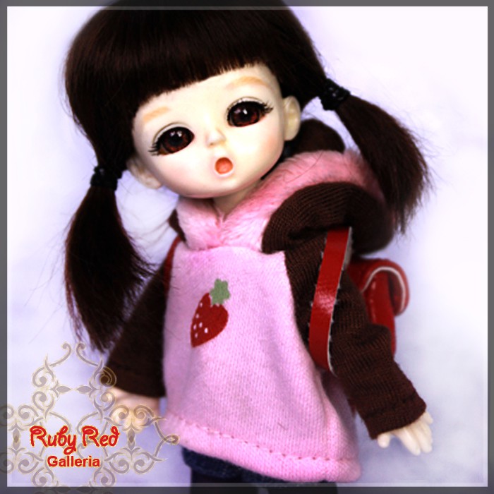 4.5'' My School Day (with wig) - Cloth Set (CC0001A)