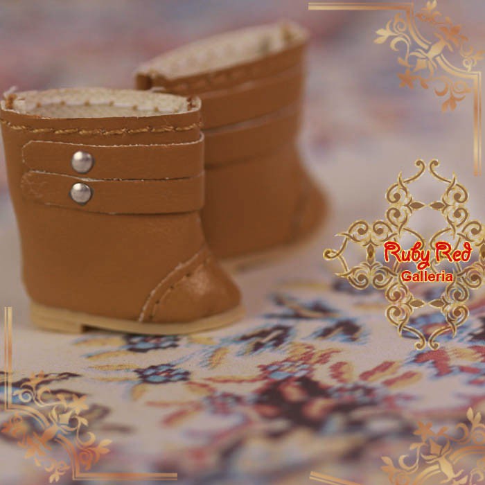 Brown Boots (CH0019A)
