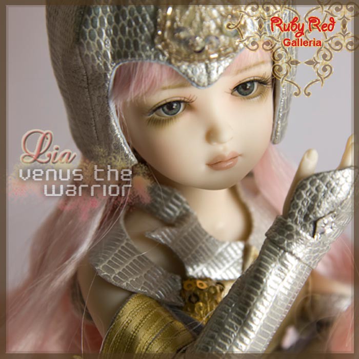 12'' Lia, Venus the Warrior (DA0012A)