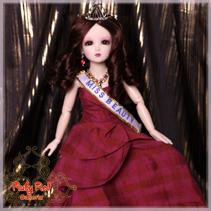 12'' Miss Teenage Beauty Queen (DA0006A)