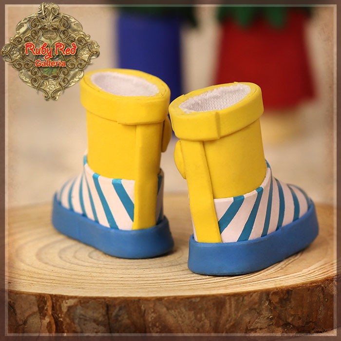Yellow and Blue Short Rainboots for 8" Dolls (HH0020A)
