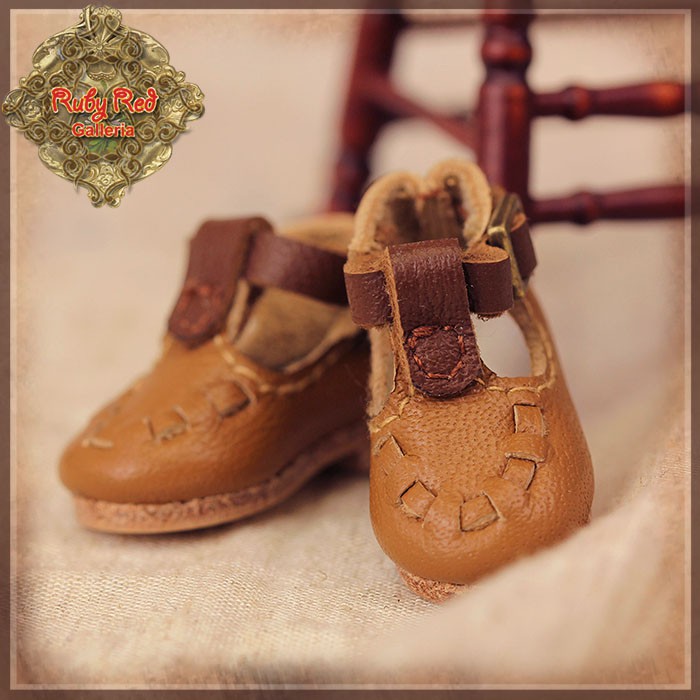 Brown Real Leather Shoes for 8" Dolls (HH0025A)