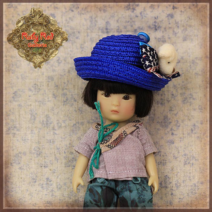 Straw Hat with Bear for Yu Ping (Blue Version) (HZ0017B)