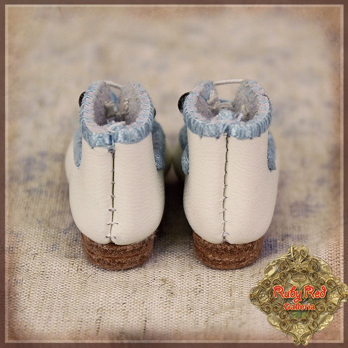 White Real Leather Boots for 8'' Dolls (HH0027A)