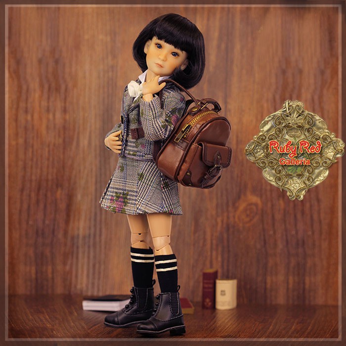 12" InMotion Girl - Beatrice (WA0021A)