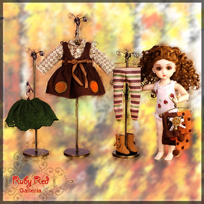 8'' StrawBerina, Northern Forest-Autumn (GA0018A)