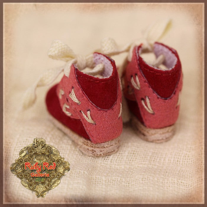 Red Shoes for 8" Dolls (HH0035A)