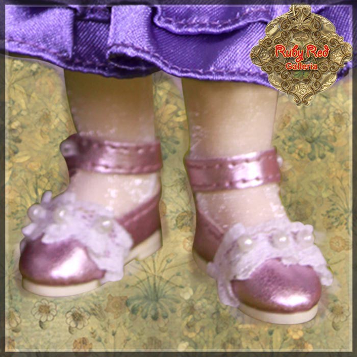 8'' StrawBerina, On Stage! (GA0010A)