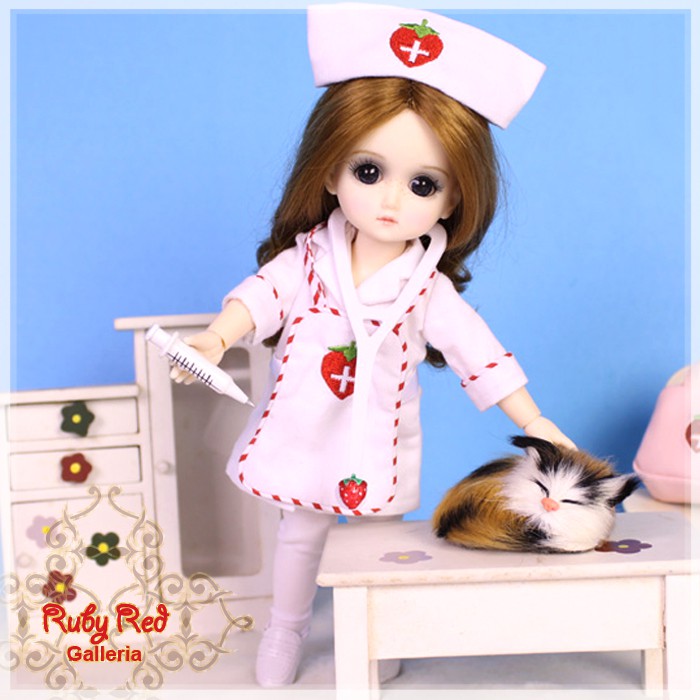 8'' StrawBerina, Doctor & the Cat (GA0006A)