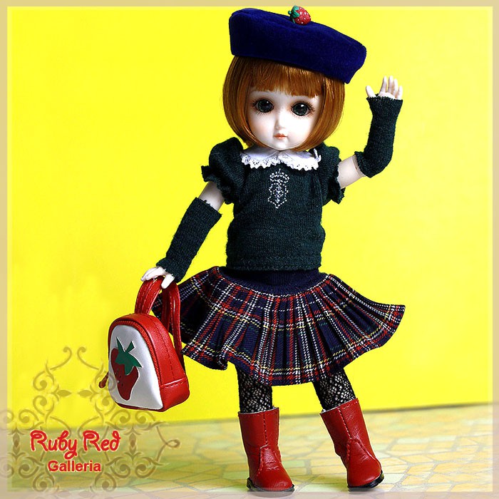 8'' StrawBerina, Ring the School Bell (GA0002A)