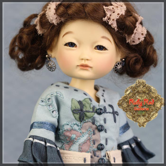 Tricky Trio - Lian Lian (nicknamed Lotus Root) (JA0003A)