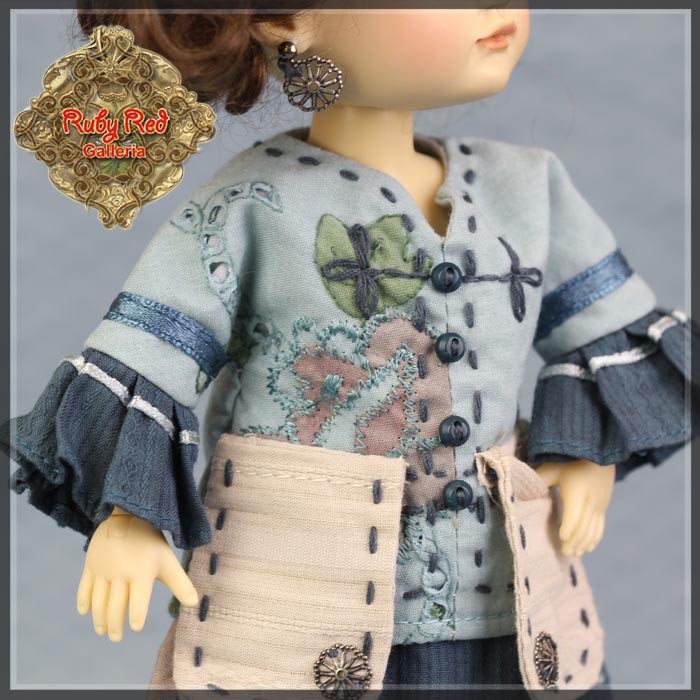 Tricky Trio - Lian Lian (nicknamed Lotus Root) (JA0003A)