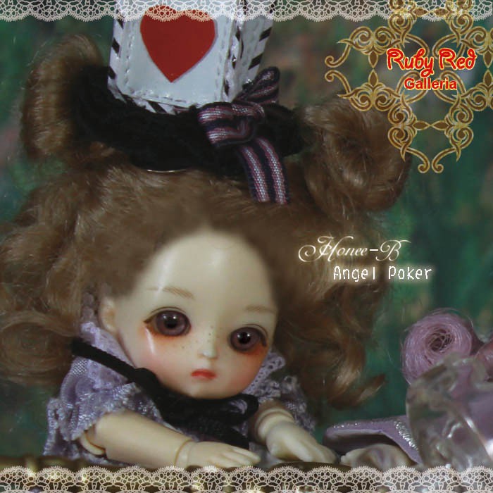 4.5'' Honee-B, Angel Poker (CA0020A)