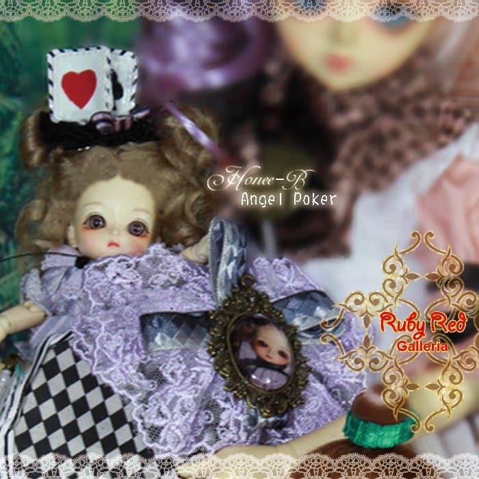 4.5'' Honee-B, Angel Poker (CA0020A)