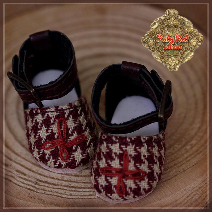 Plaid Fabric shoes for 8" Dolls (HH0063A)