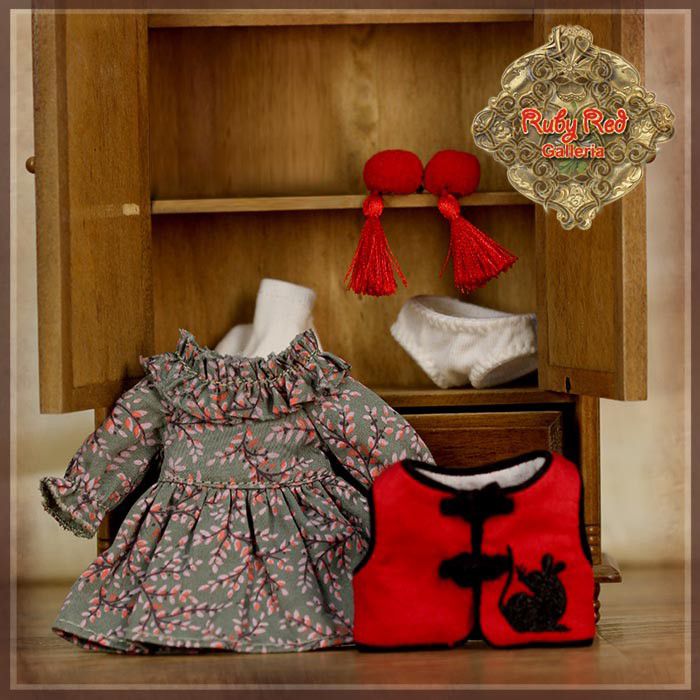 5.5" Yu Ping Chinese New Year Outfit (HC0099A)