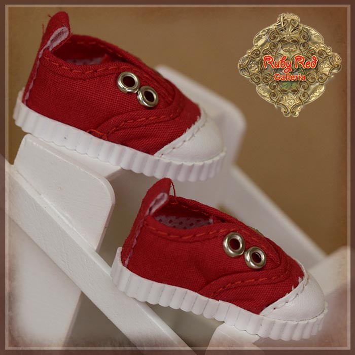Red Sneakers for 8" Dolls (HH0066A)