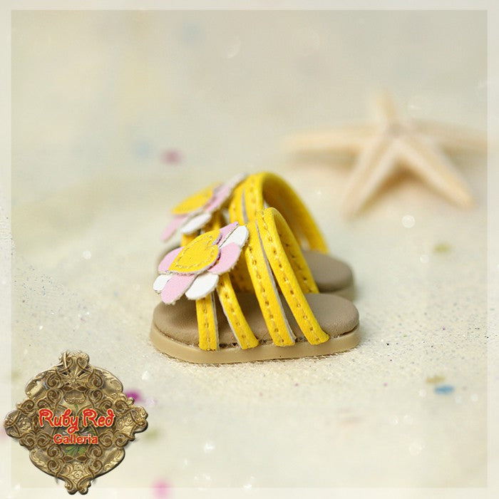 Yellow Shoes with Flower for 8" Dolls (HH0074A)