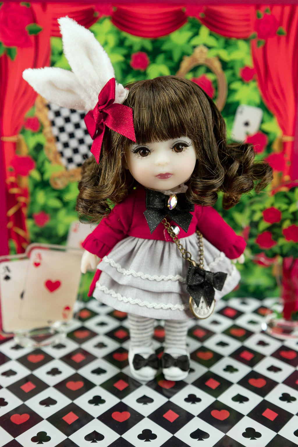 5.5" Dazzle (Alice in Wonderland - White Rabbit Set)